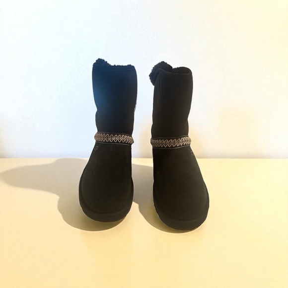 UGG Black Ankle Boots with Silver Detail - Picture 1 of 4